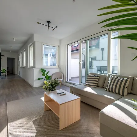 Lovag 12 Terrace Designer Home Boedapest Buitenkant foto