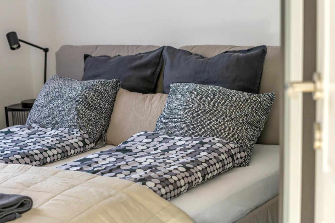 Lovag 12 Terrace Designer Appartement *